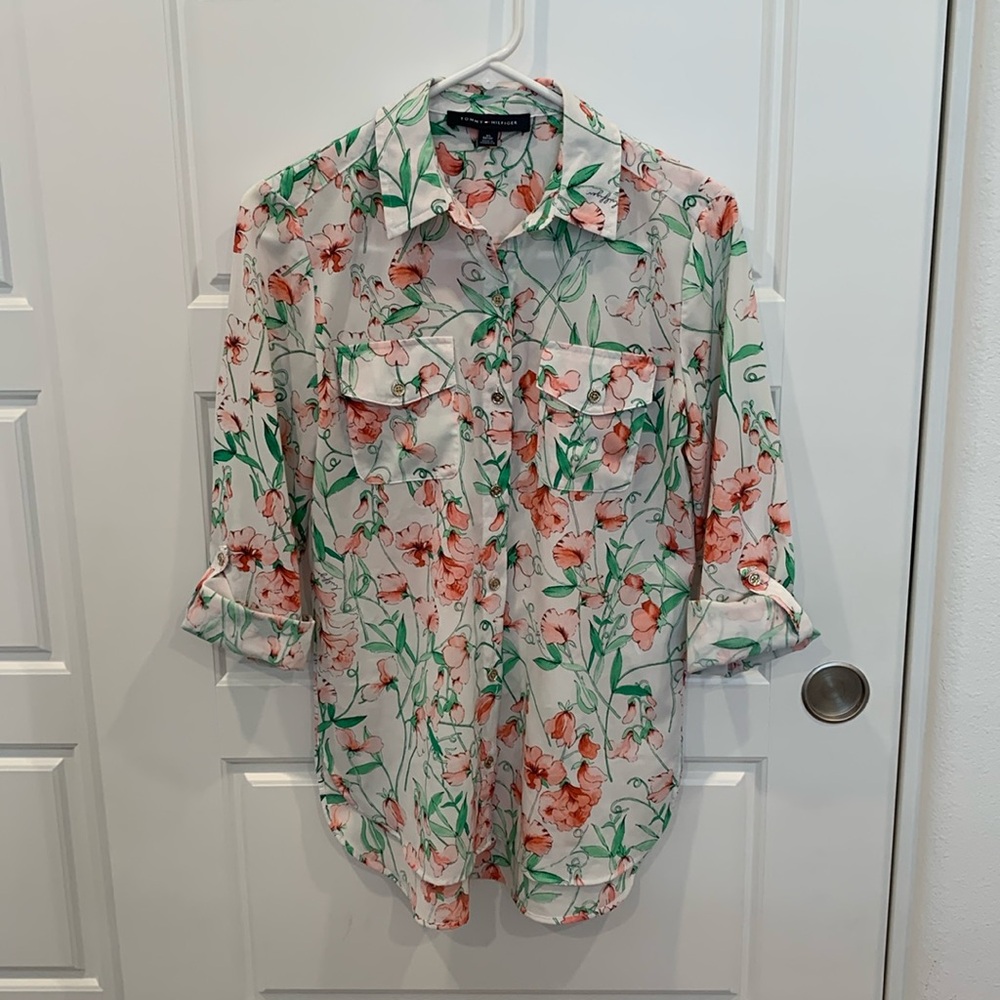 Tommy Hilfiger Women’s Floral Blouse - Picture 13 of 13